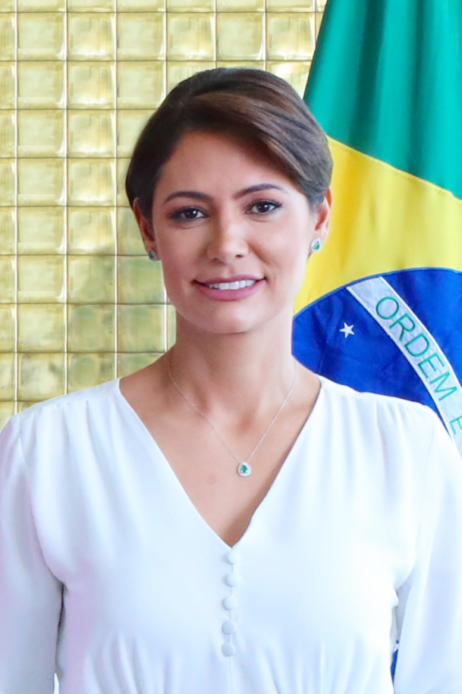 Michele aparece como o nome mais preparado da direita para derrotar Lula.